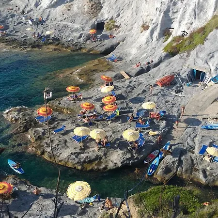 Terrazza Sul Porto Da Stella Διαμέρισμα Πόντσα